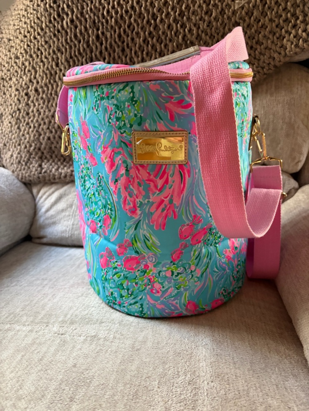 Lilly Pulitzer Aqua & Pink Floral Bucket Crossbody Cosmetic Case